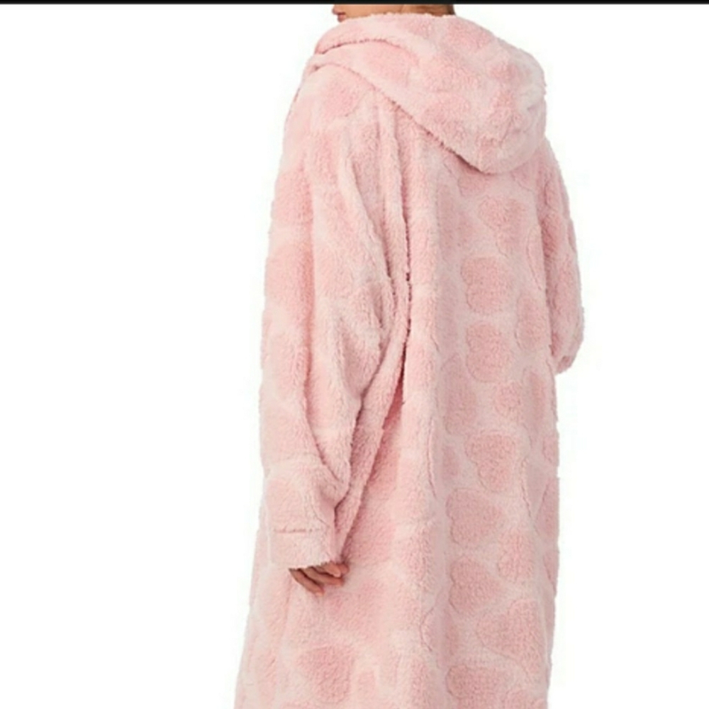 Room Service BNWT Cozy Plush Heart Print Open Front  Duvet Coat - S ($68 USD)